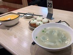 荠菜大馄饨-老上海里弄味道(知春路店)