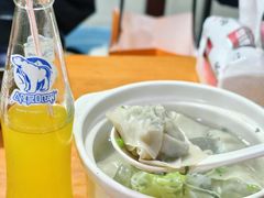 -莱莱小笼·乔艾