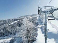-鳌山滑雪度假区