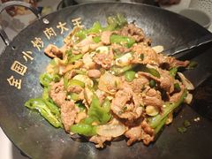 -费大厨辣椒炒肉(高铁吾悦广场店)