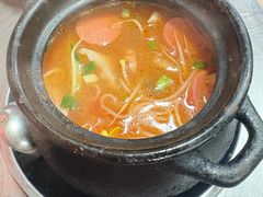 -李记特色罐罐米线(重庆中环大厦店)