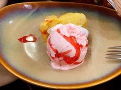 草莓雪糕配港式鸡蛋散-厦门朗豪酒店 · 明阁中餐厅