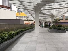 -瑞虹新天地月亮湾