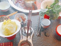 -醉董牛川派鲜肉自选火锅(烟台店)