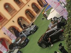 -首创奥特莱斯(西安店)