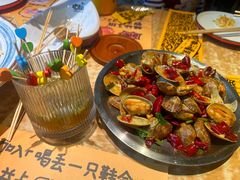 -喝丢一只鞋海鲜烧烤·海肠捞饭(东关街店)