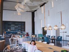 -深圳国际会展中心希尔顿酒店(前海华发冰雪世界店)