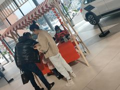 -宁波宝信宝马4S店(江北日湖店)