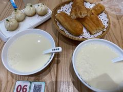 -弄堂咪道-饭香·面香·馄饨香(汇锦广场店)
