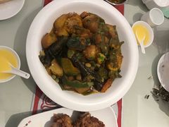 -吴记酱骨炖菜馆(西大直街店)