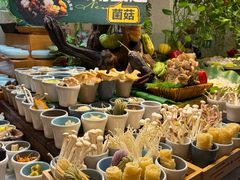 -亚马逊蒸汽活海鲜自助(LCM置汇旭辉广场店)