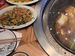 -山里屯铁锅炖·东北菜(康桥店)