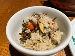 -一坐一忘云南菜(嘉里中心店)