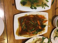 -山妹子铁锅炖