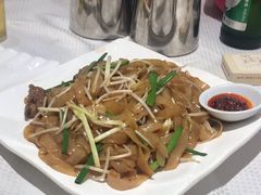 干炒牛河-大欢喜饭店(江怡路店)