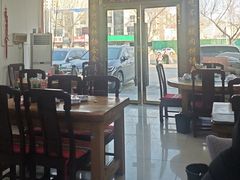 -溢心园香河肉饼总店