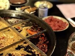 -岗上渣渣老火锅(两路口店)