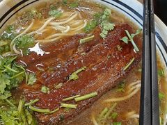 -小马牛肉面·牛骨熬制(南京博物院店)