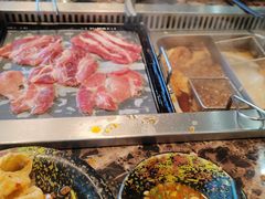 -牛里牛气· 榴莲海鲜鲜牛肉自助火锅·烤肉(横岗店)