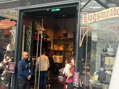 -九又四分之三站台哈利波特商店