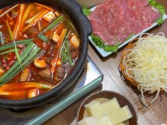 -黔有有贵州酸汤夺夺粉火锅(五味十字店)