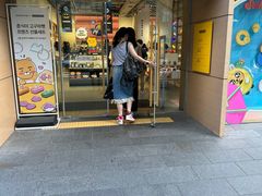 -KAKAO FRIENDS(弘大店)
