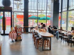 -星巴克(西安曲江银泰店)