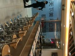 -呷哺呷哺(世贸.工三店)