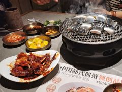-草家酱蟹炭火烤肉店(珲春南路一店)