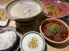 -叁煨蹄花·下饭盐帮菜(人民广场店)