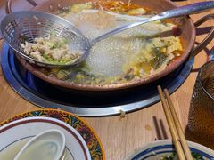 -洱火云南酸菜牛肉火锅(石景山当代商城店)