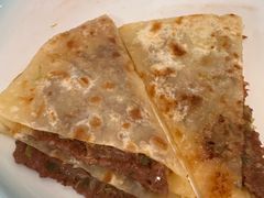 -溢心园香河肉饼总店