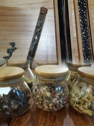 -养笙记·艾灸美容养生·轻养生活馆