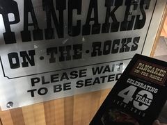 -Pancakes on the rocks(Darling Harbour)