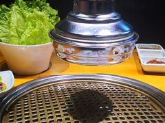 -唯成•韩国炭火烤肉 유성고기