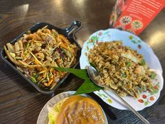 冬阴功炒饭-婉泰·特色小吃·舂鸡脚(告庄二店)