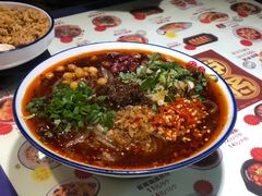 老成都杂酱酸辣粉-点兵点将·四川传统小吃集(勐海路店)