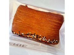 -VERIE BAKEHOUSE