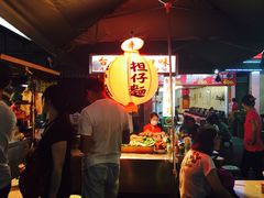 -六合夜市