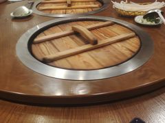 -万里闯关东铁锅炖菜馆(高新旗舰店)