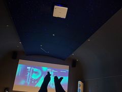 -涨巢·潮玩水疗局