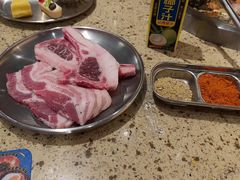 -姜胖胖韩式自助烤肉(光明万达店)