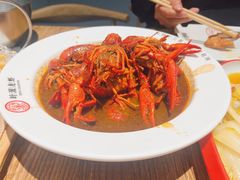 -叶派龙虾•招牌香辣蟹·海鲜(中海国际店)