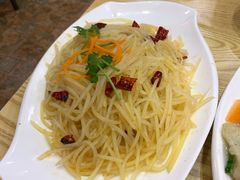 青椒土豆丝-黑石礁酒楼·海鲜(黑石礁店)