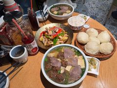 -金莹丸子汤清真(朝外SOHO店)