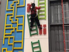 -极限PLAY运动娱乐新世界·团建派对潮玩休闲馆·室内蹦极高空游乐园