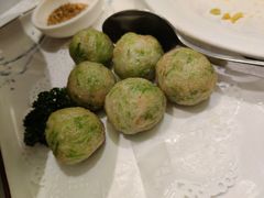 鲜虾芹菜丸-品海楼·大连海胆锅贴馆(东港店)