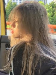 -东秀护肤造型