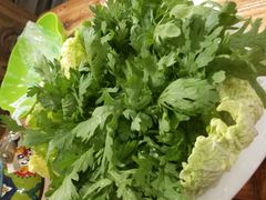 -霄汉牛三鲜湖北砂锅菜(万松园2店)