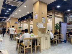 大堂-江城燕子大排档(江汉路步行街店)